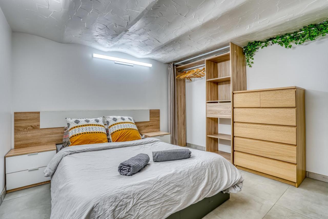 Appartamento Sous-sol aménagé 32m2 - Proche Paris Aubervilliers Esterno foto